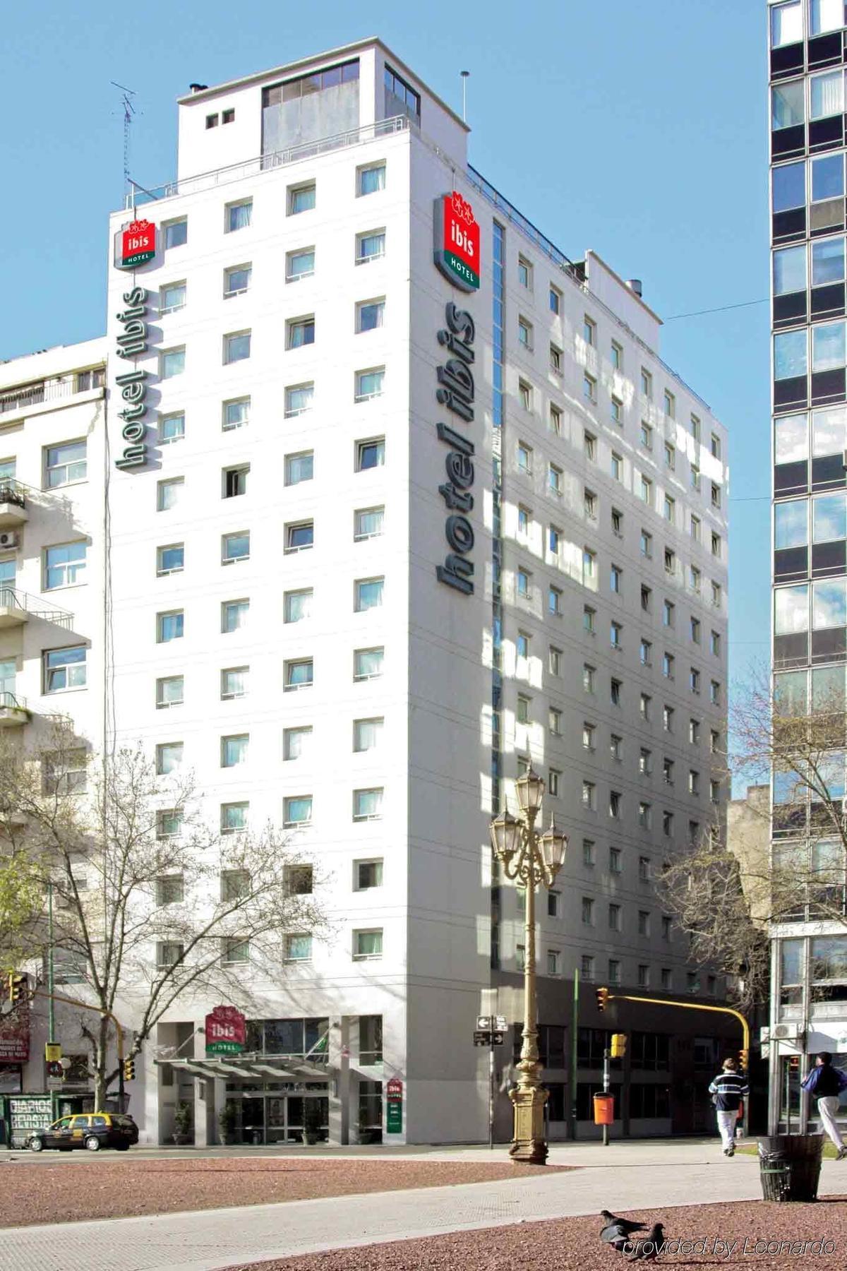 Hotel Ibis Buenos Aires Congreso Exterior foto
